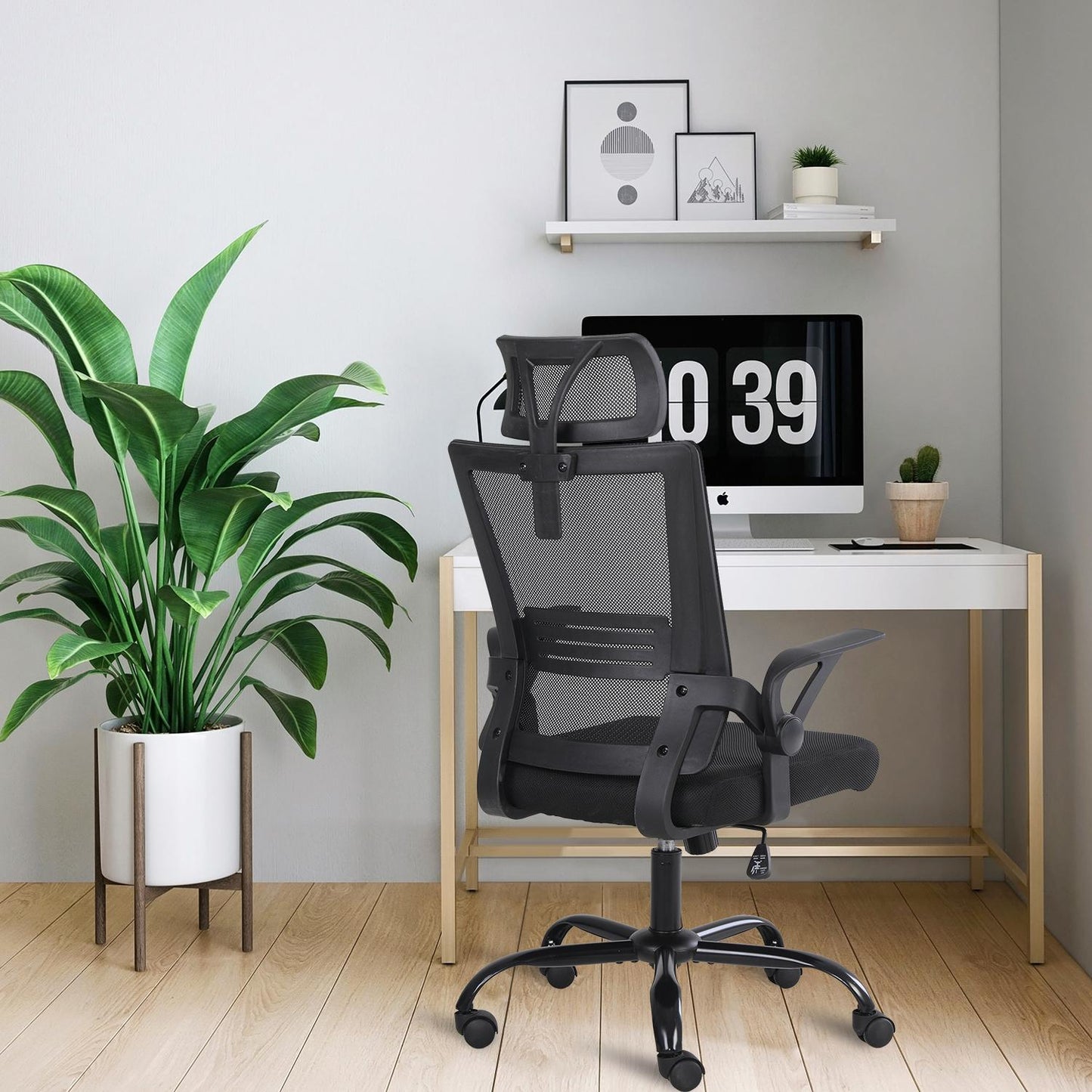 Ergonomic office chair, breathable mesh chair with lumbar support, comfortable computer chair